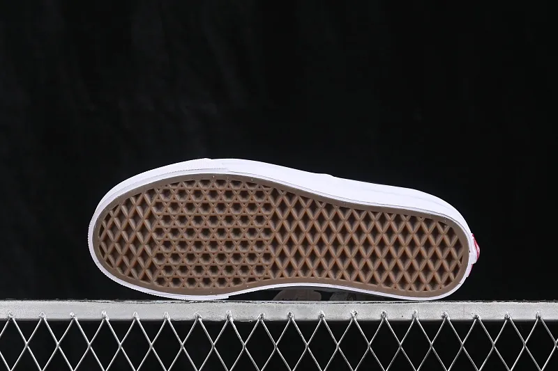 All categories Vans Vans series Vans Low Vans Authentic 44 Vans low-top casual skateboard shoes VN0A4BV91WX